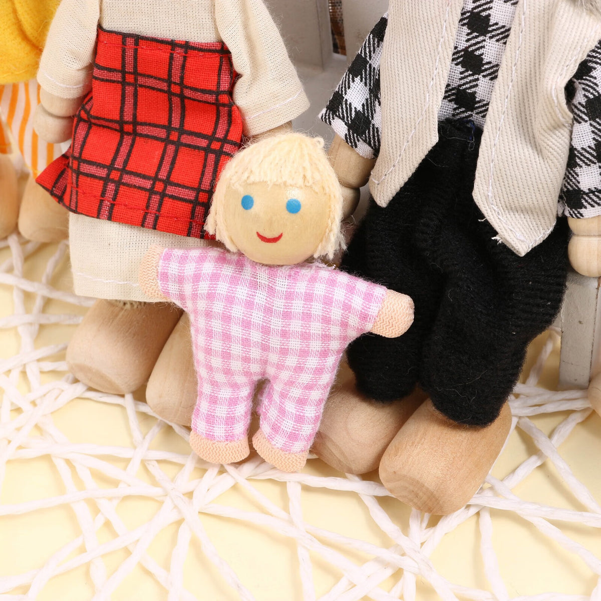 Wooden Dolls Family Playset Set of 7 S780