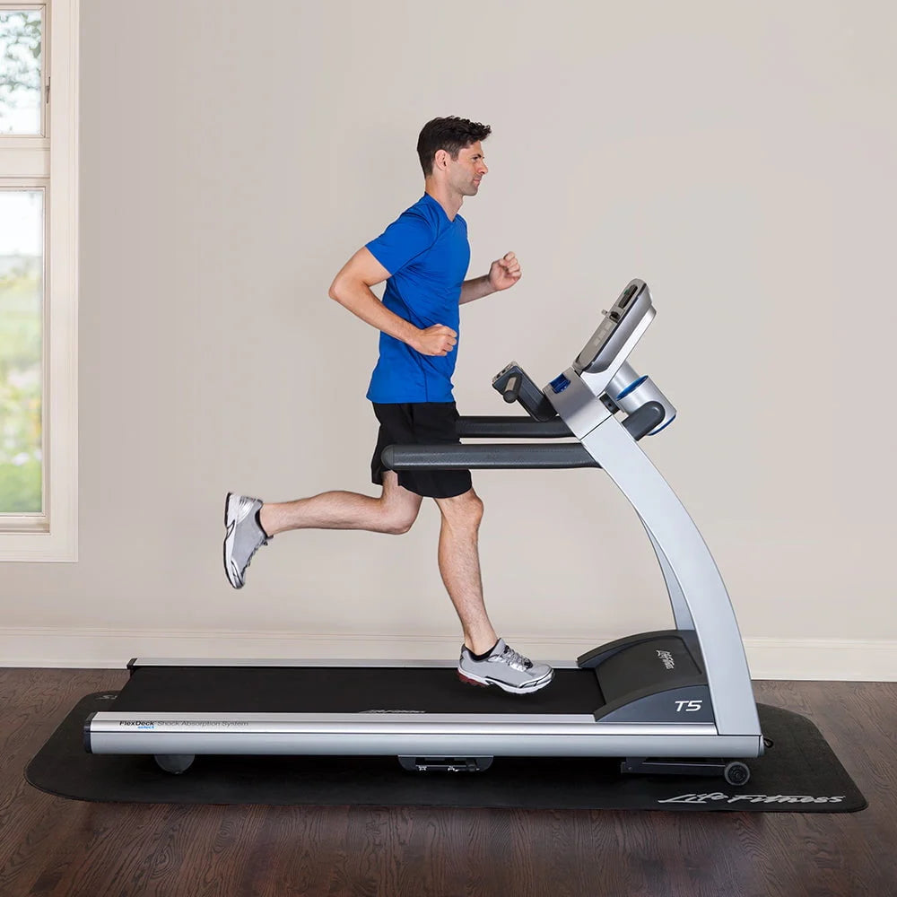 Treadmill with GO Console R91907