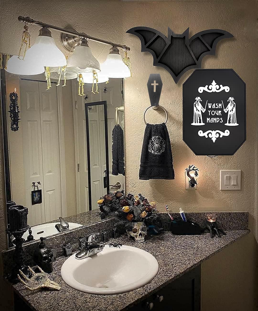 Goth Wall Shelf I90000