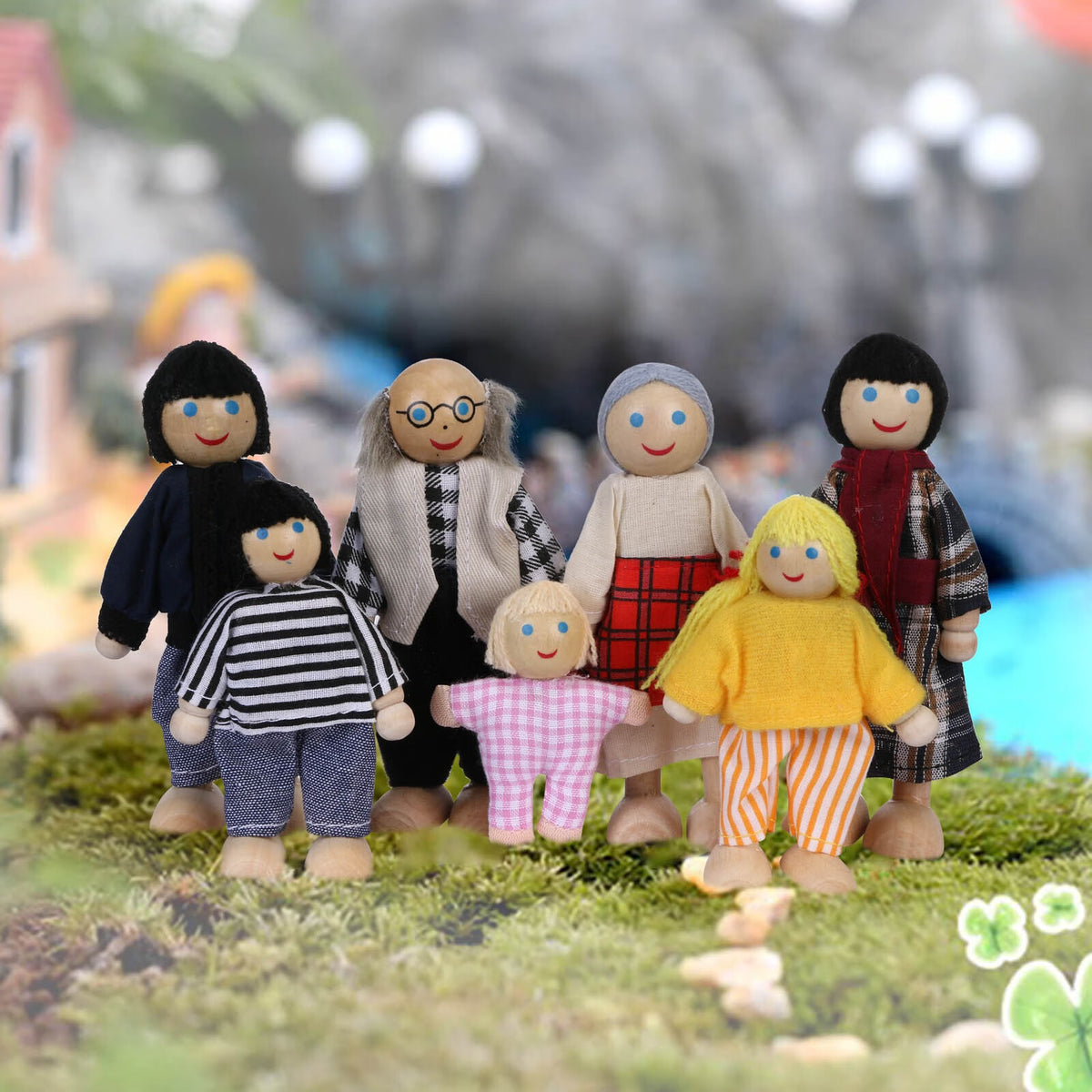 Wooden Dolls Family Playset Set of 7 S780