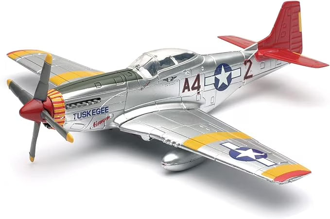 P-51D Red Tails 1:48 Replica Fighter Air Plane Y52804