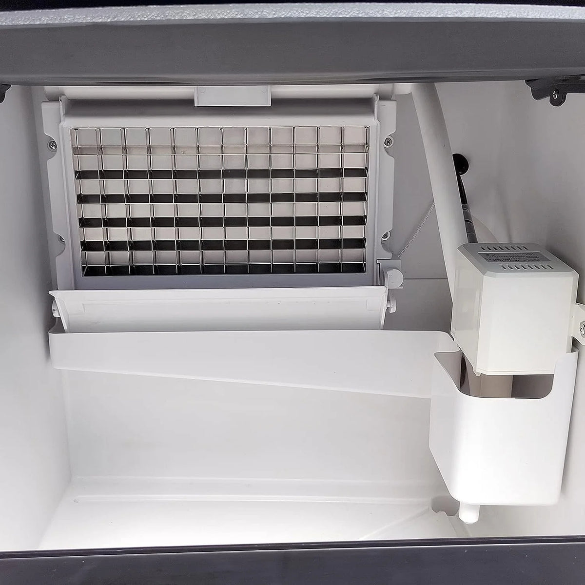 132lbs per Day Automatic Ice Cube Machine I6071