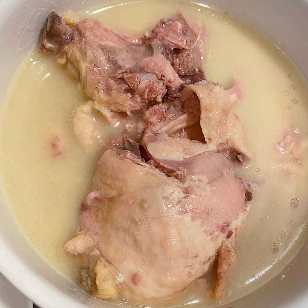 Grain-Free Whole Chicken Thighs Canned Dog Food H244