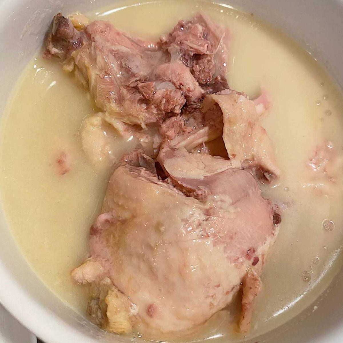 Grain-Free Whole Chicken Thighs Canned Dog Food H244