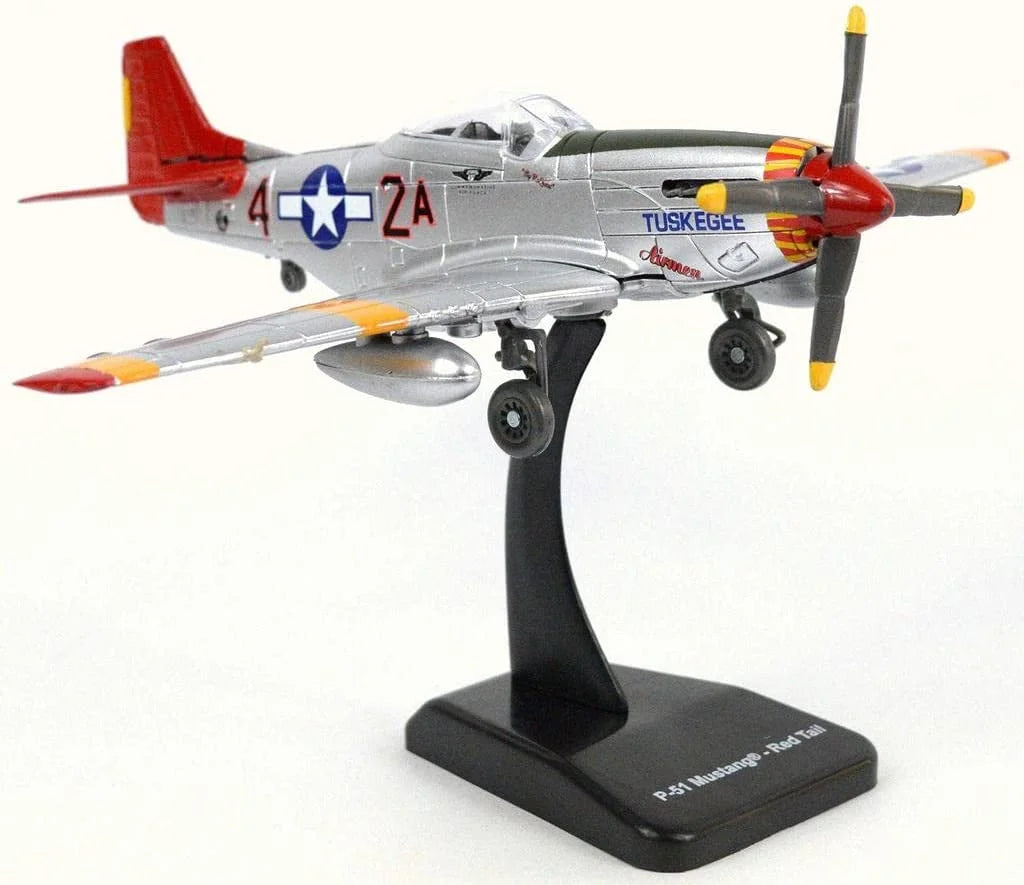 P-51D Red Tails 1:48 Replica Fighter Air Plane Y52804