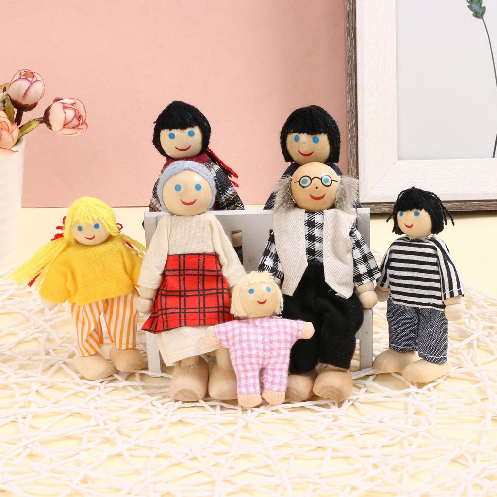 Wooden Dolls Family Playset Set of 7 S780