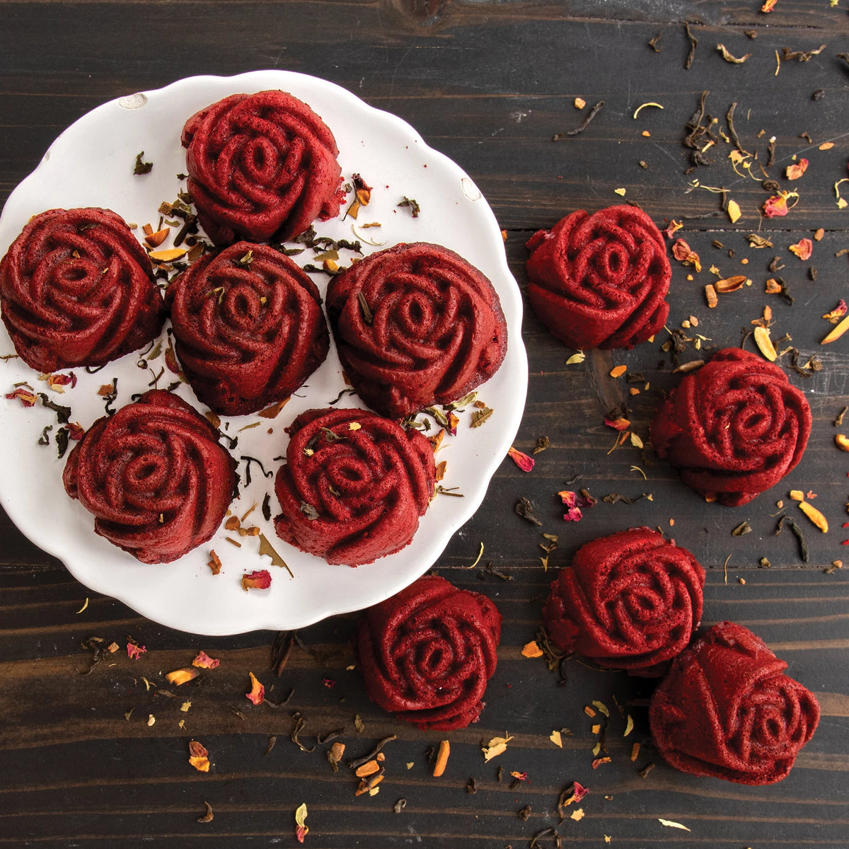 Nonstick Cast Aluminum Cakelet O3598