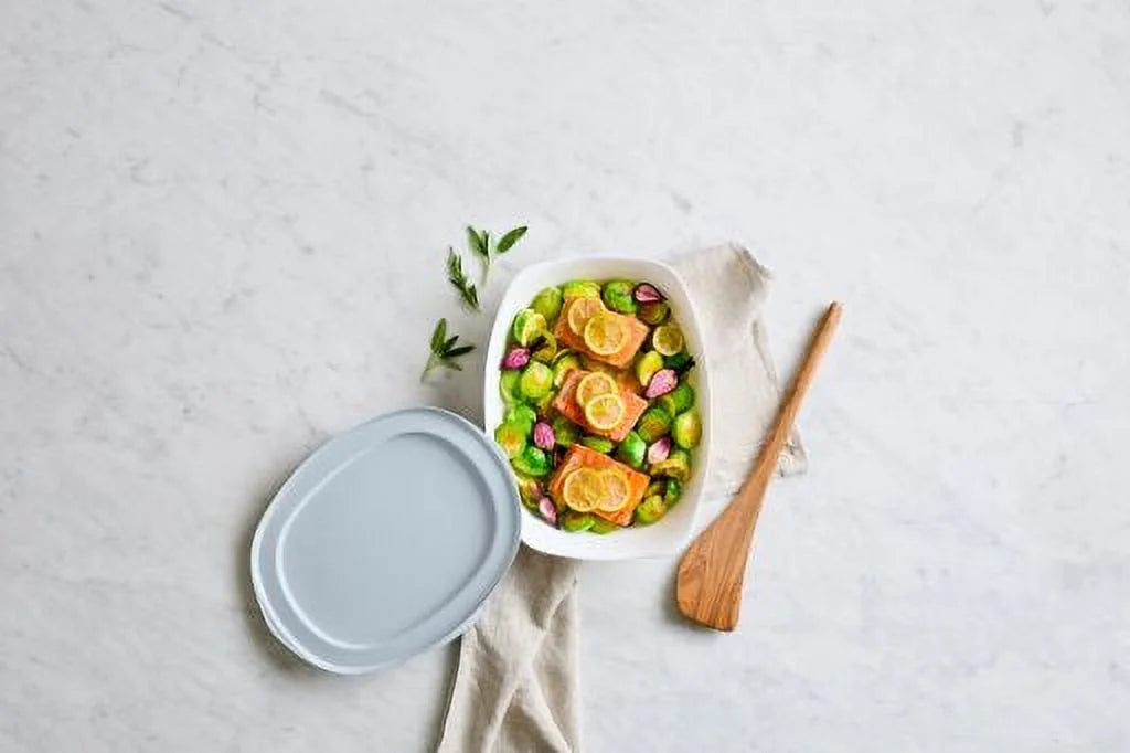 2.5-Quart Glass Baking Dish with Lid K605068
